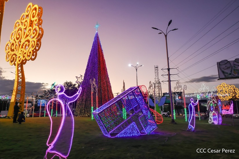 Adornos-Navidad-Managua--(2)