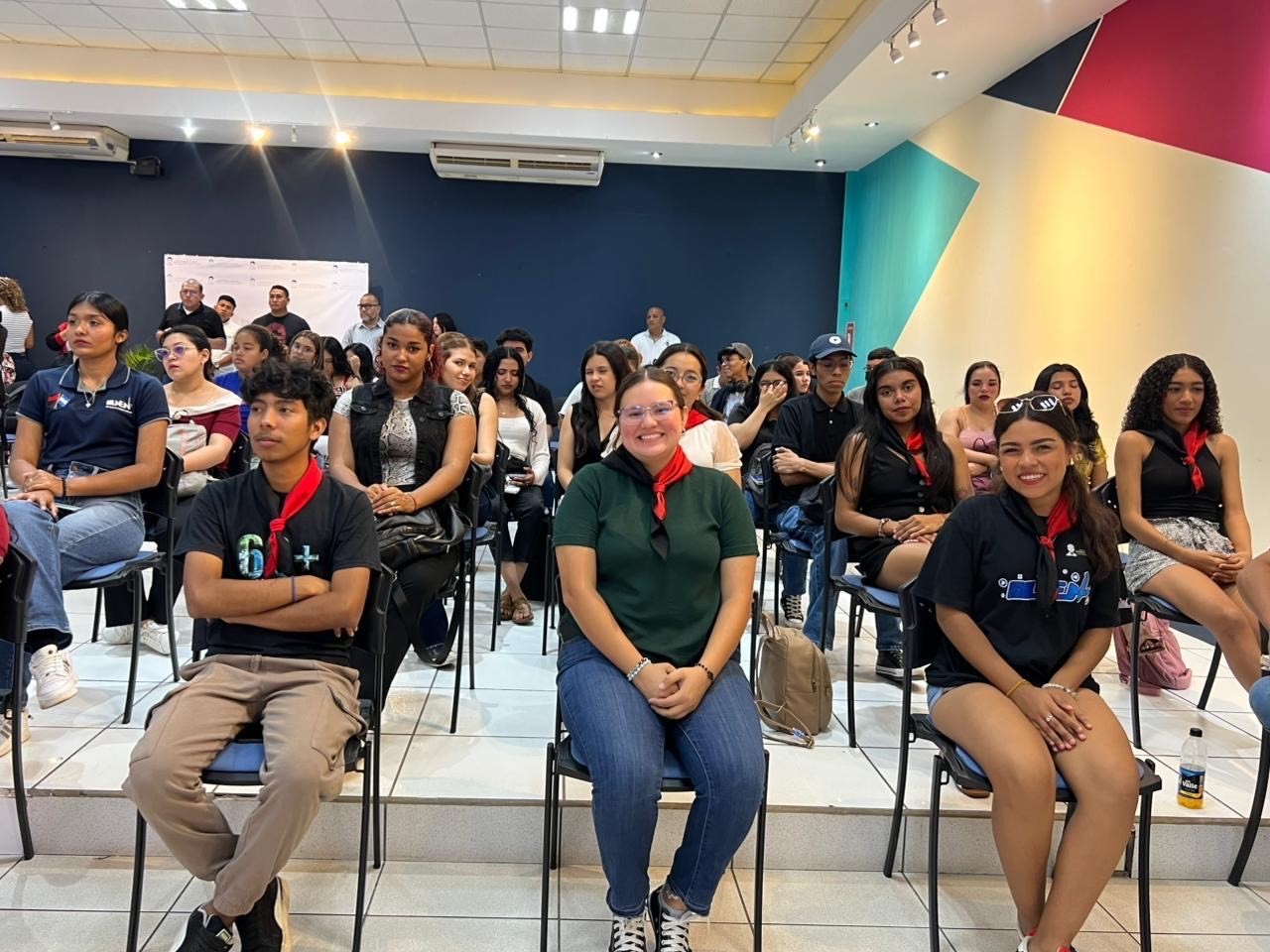 UNIVERSIDAD-CASIMIRO10