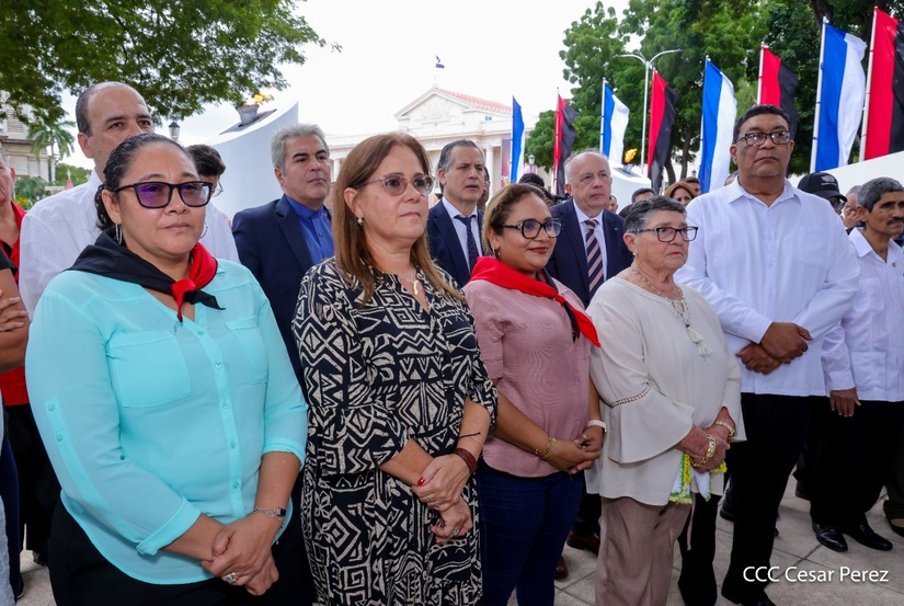 Cmdte-Fidel-Castro-13