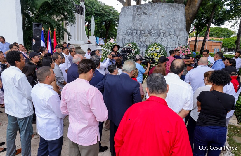 Cmdte-Fidel-Castro-20