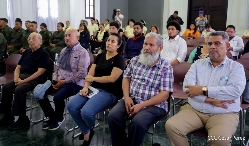 Conferencia-Benjamin-Zeledon--(1)