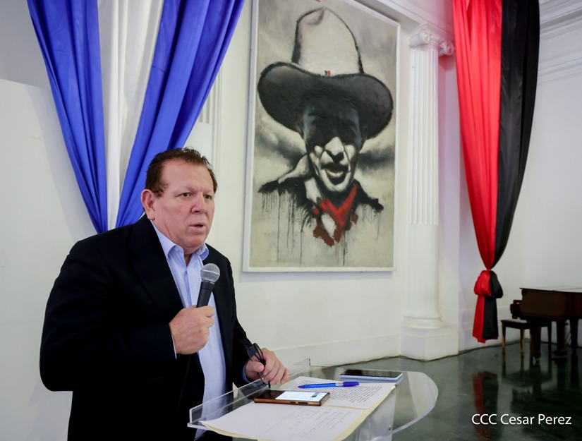 Conferencia-Benjamin-Zeledon--(9)