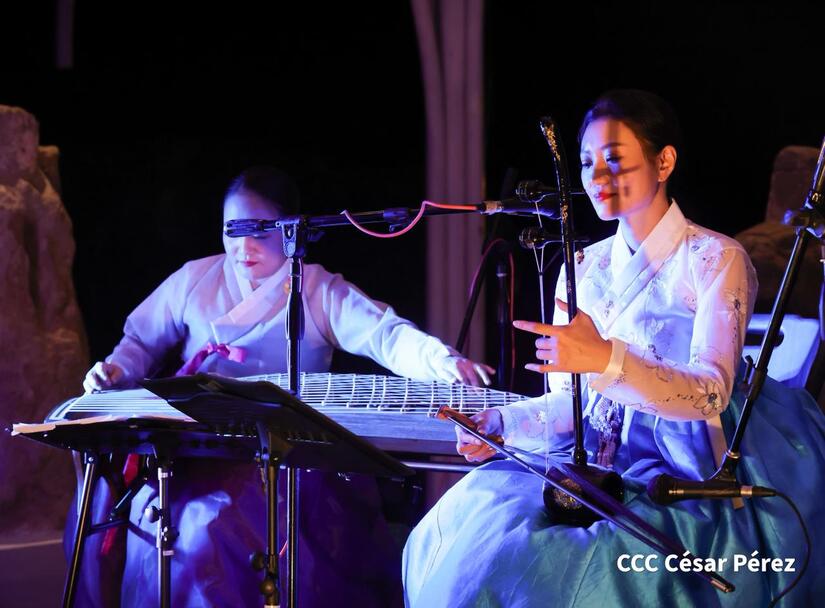 Fiesta-Nacional-Corea--(2)