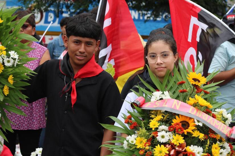 Recuerdan-a-La-Mascota-10