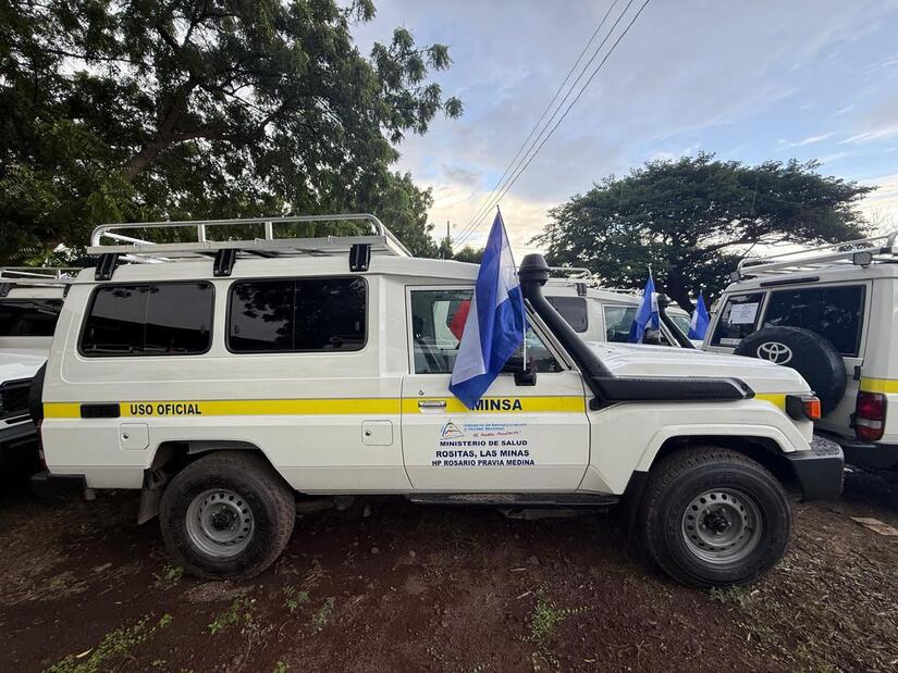 Nuevas-ambulancias-10