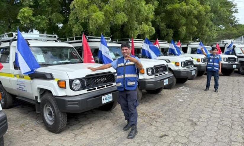 Nuevas-ambulancias-17