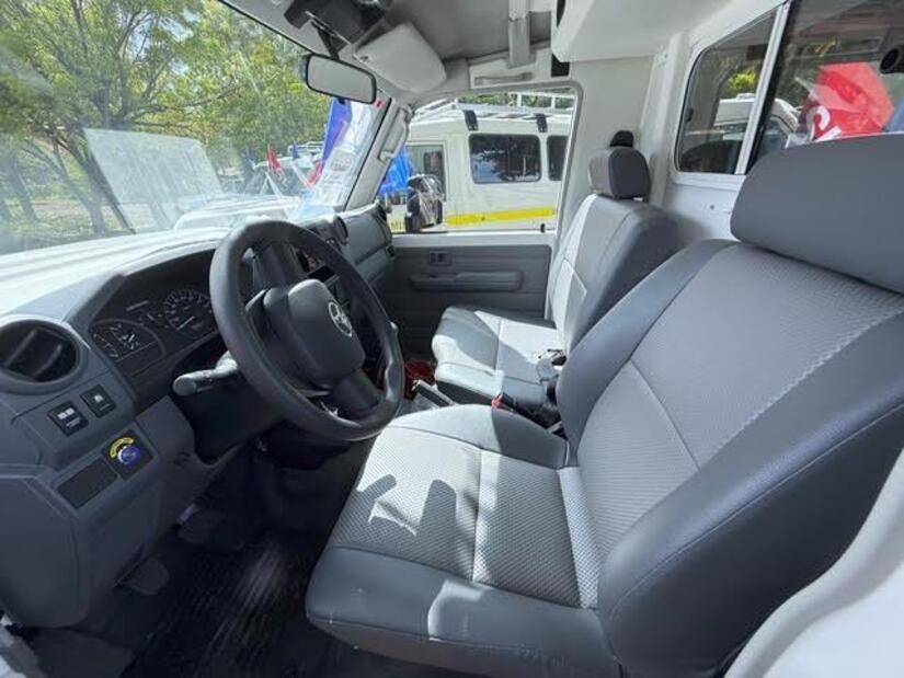 Nuevas-ambulancias-4