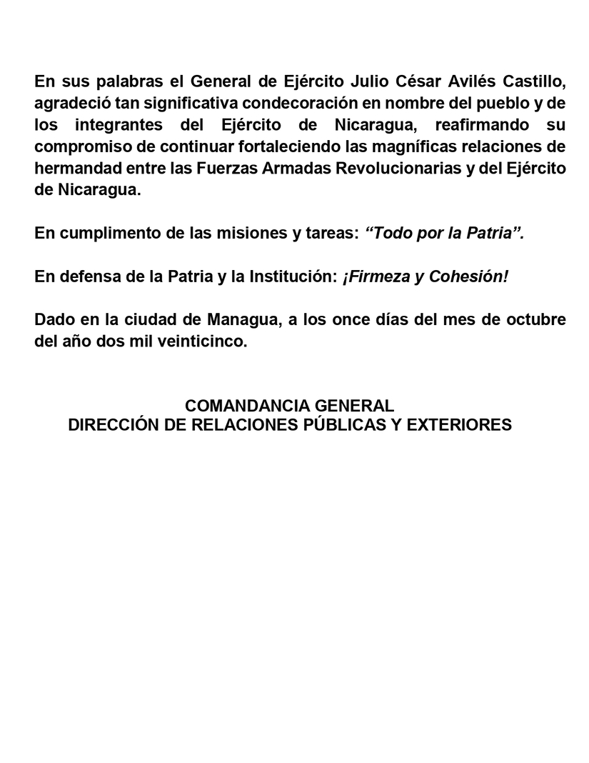 Cuba-Condecora-al-Jefe-del-Ejercito-de-Nicaragua--(2)