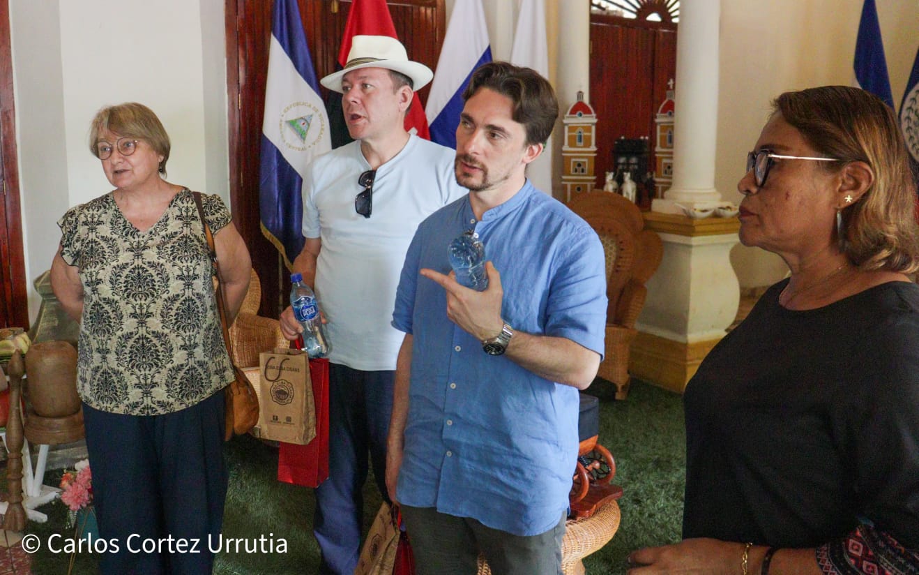 Escultores-Rusos--(26)