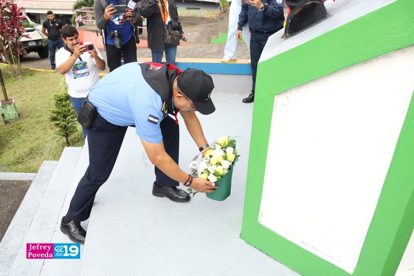 Octuibre-Victorioso--(30)