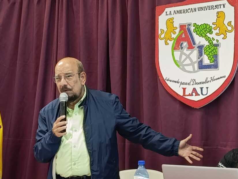 Conferencia-Edwin-Castro-3