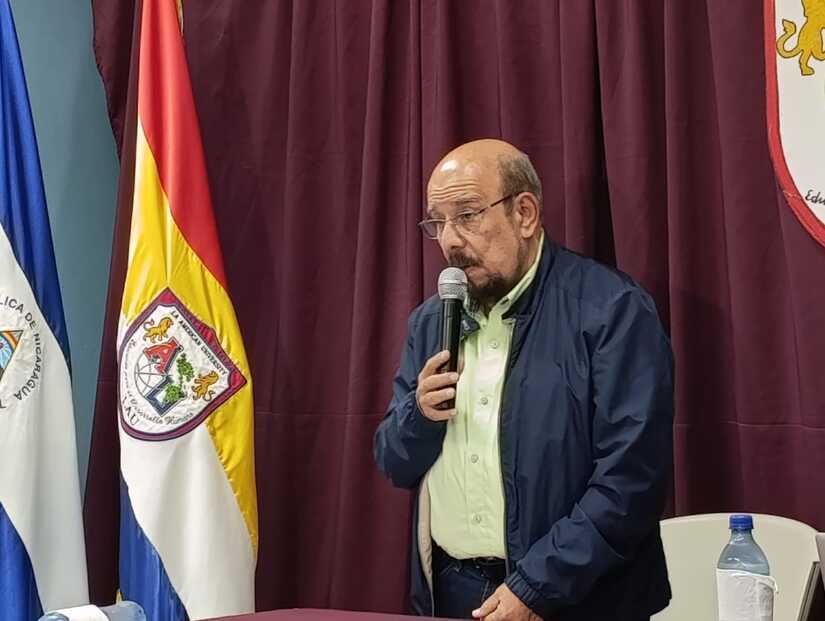 Conferencia-Edwin-Castro-4