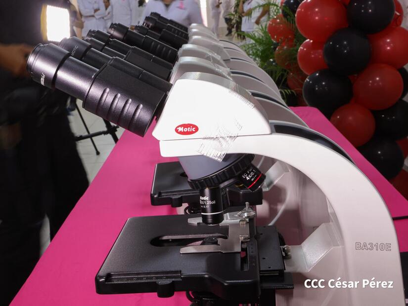 MINSA-MICROSCOPIOS-2
