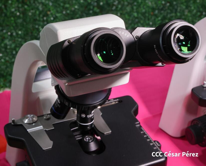 MINSA-MICROSCOPIOS-6