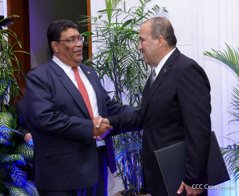 Nuevo-Embajador-de-Palestina-1