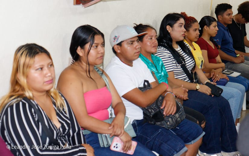 Capacitacion-a-vendedores-de-polvora-12