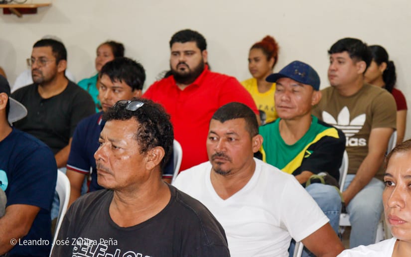 Capacitacion-a-vendedores-de-polvora-17