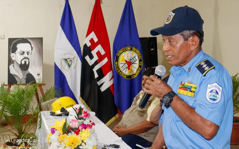 Capacitacion-a-vendedores-de-polvora-2