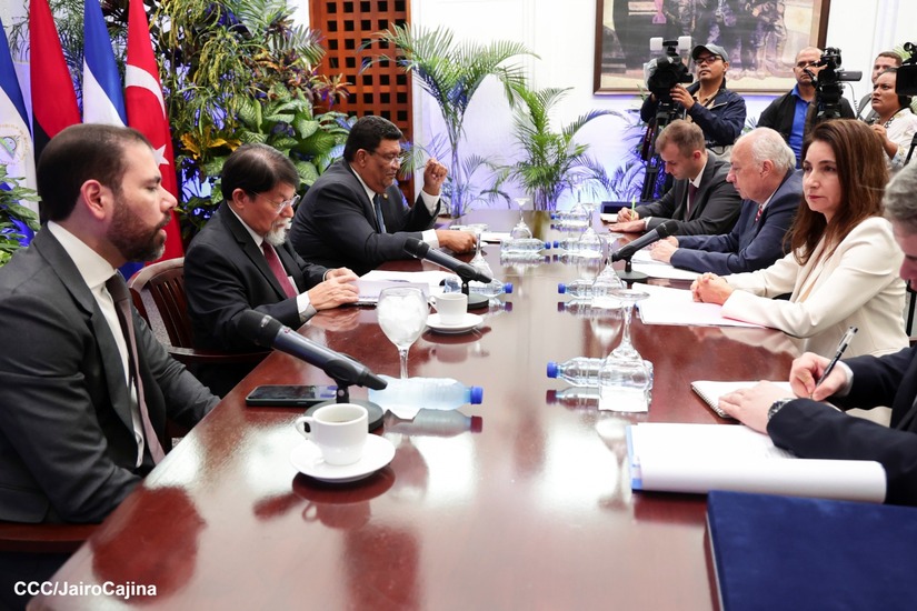 Delegacion-de-Turquia-11