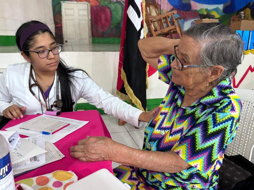 Mega-Feria-de-Salud--(6)