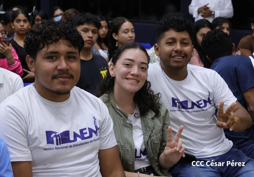 Comunicadores-RT-en-Espanol-18