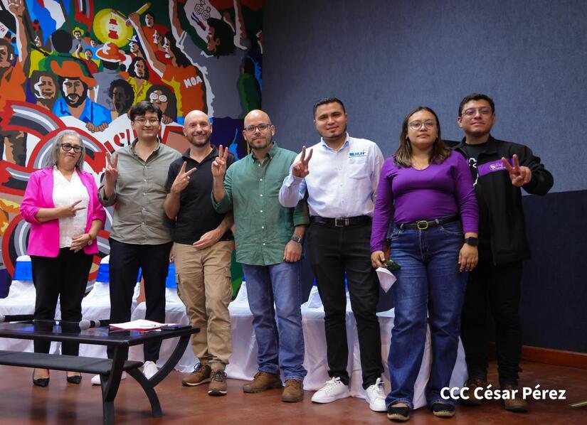 Comunicadores-RT-en-Espanol-19