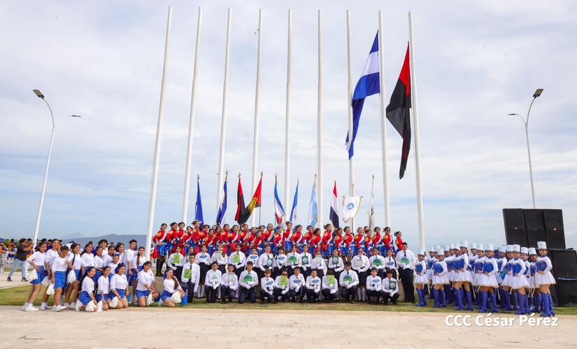 Bandera-Loma-Tiscapa-1