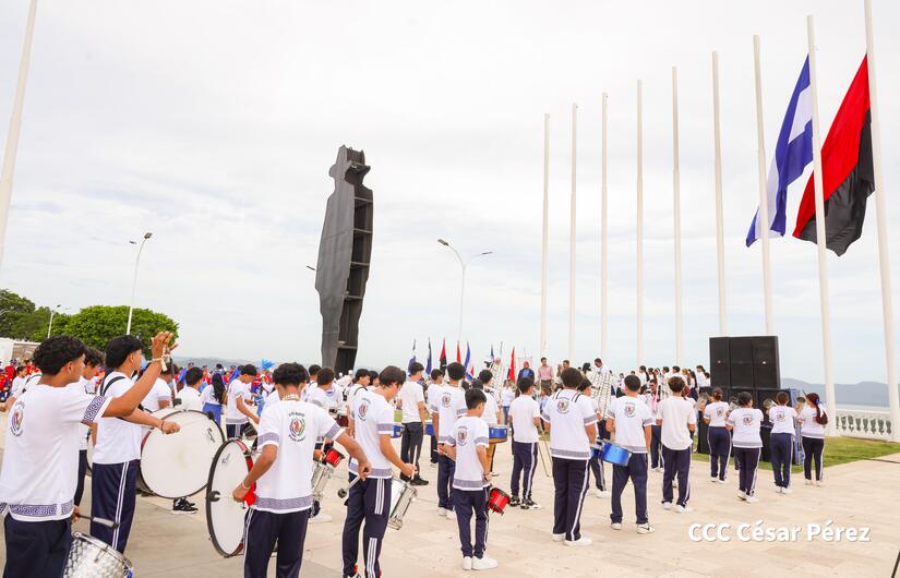 Bandera-Loma-Tiscapa-12