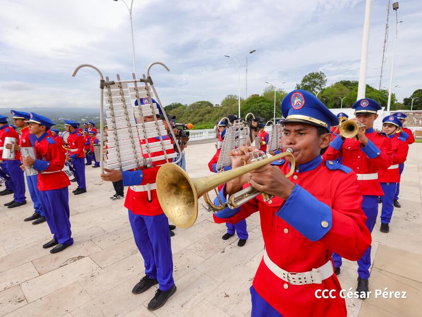 Bandera-Loma-Tiscapa-7