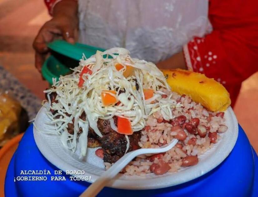 FESTIVALES-DE-FRITANGA-Y-GALLO-PINTO-12