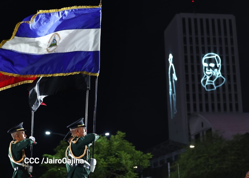 Desfile-Pueblo-Ejercito-19