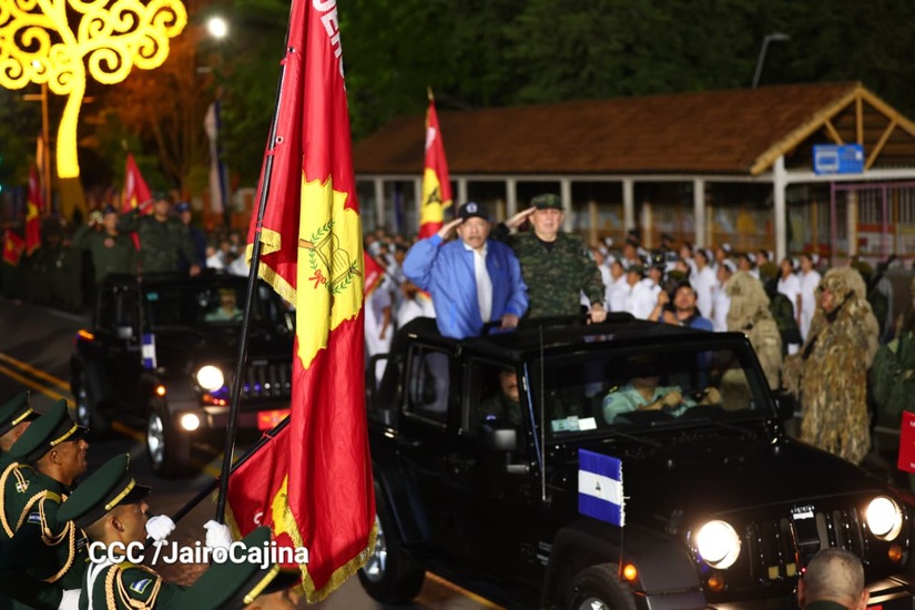 Desfile-Pueblo-Ejercito-7