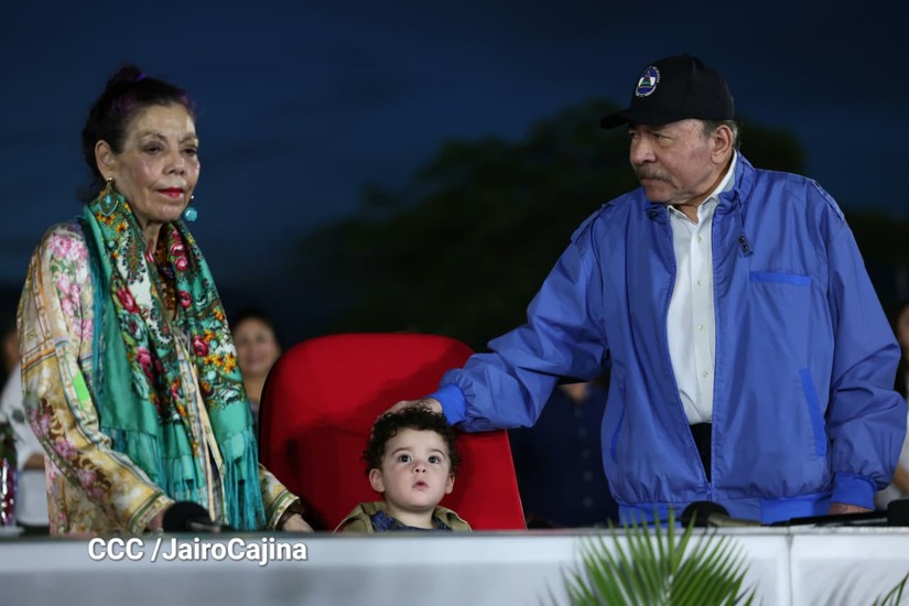 Desfile-Pueblo-Ejercito-17