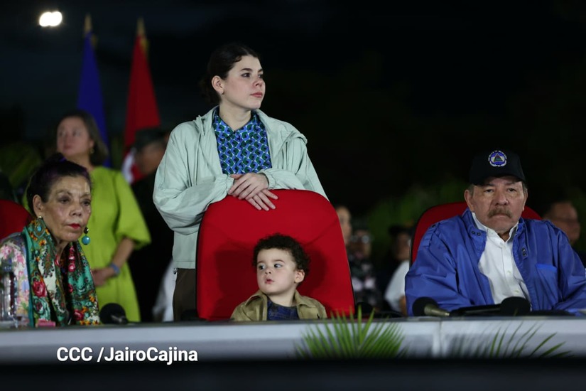 Desfile-Pueblo-Ejercito-22