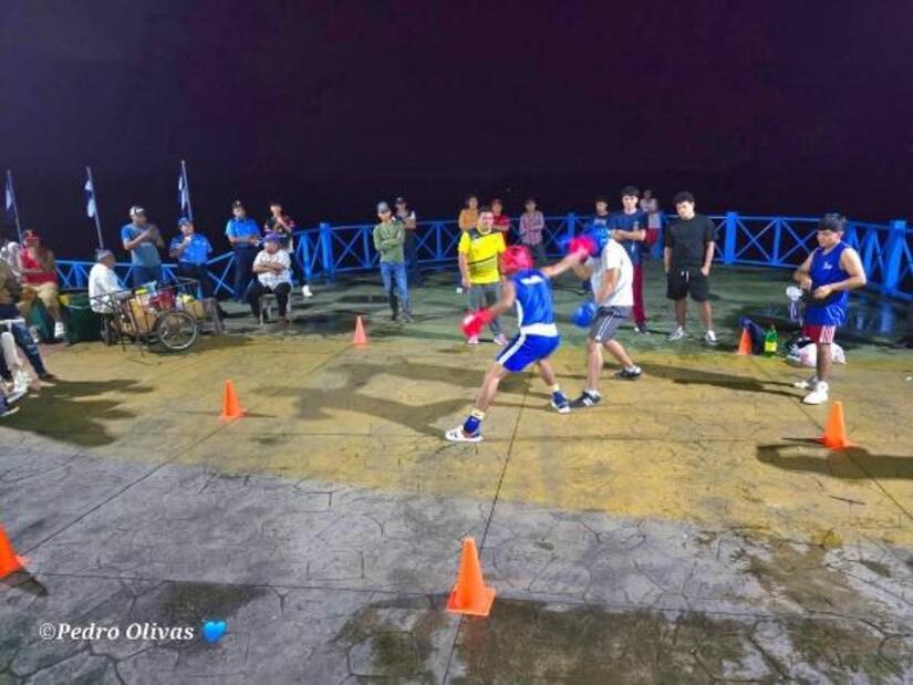 Fritanga-y-gallo-pinto-4