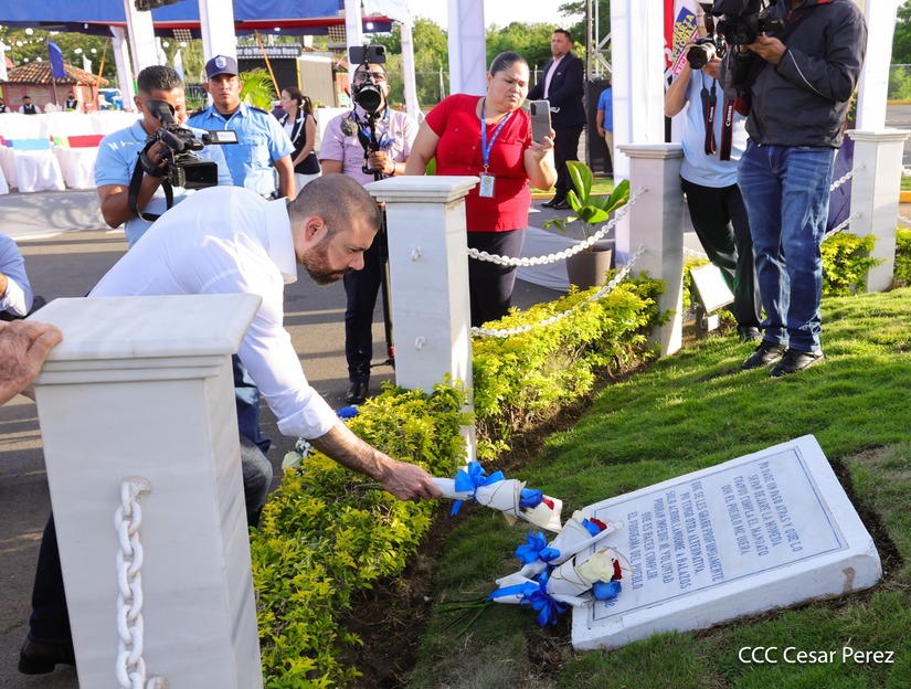 Homenaje-Salvador-Allende--(13)