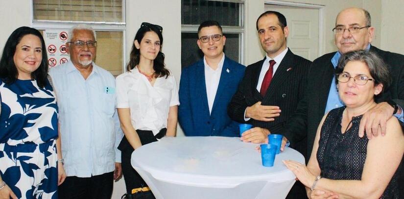 Embajada-Nic--Costa-Rica--(1)