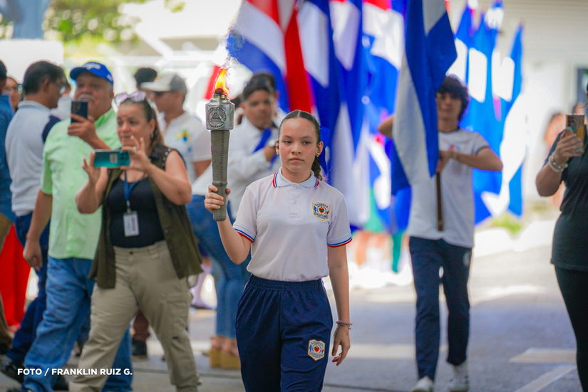 Antorcha-en-Costa-Rica--(1)