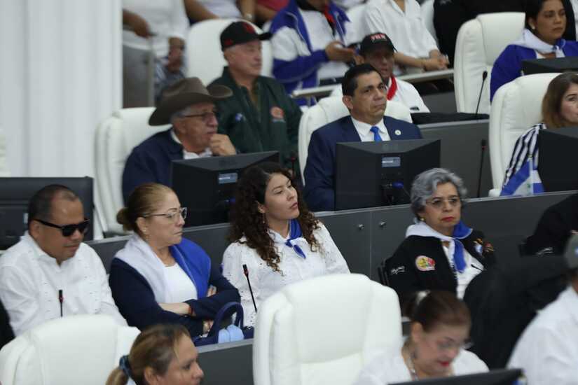 Sesion-especial-Asamblea-Nacional--(11)