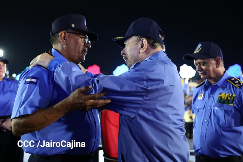 Aniversario-Policia-Nacional-15