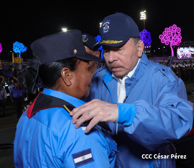 Aniversario-Policia-Nacional--(14)