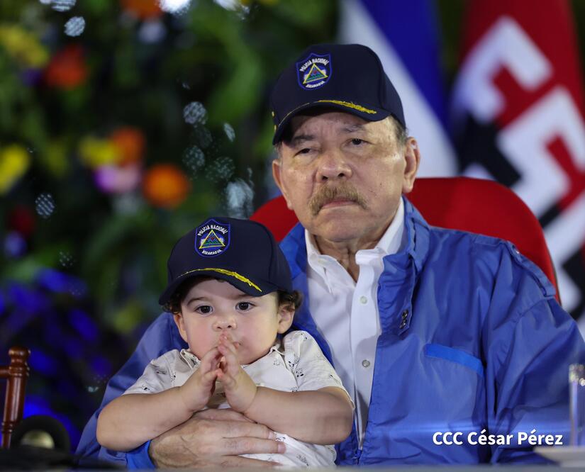 Aniversario-Policia-Nacional--(27)