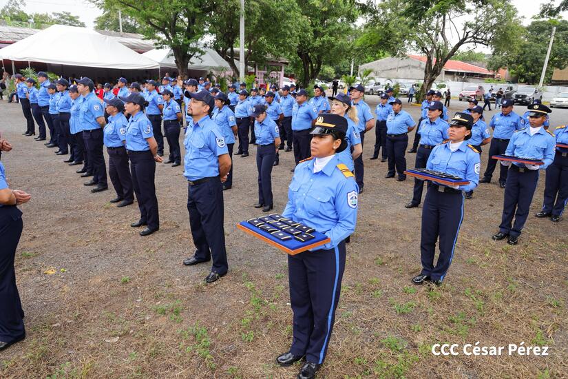 Ascensos-Policiales--(22)