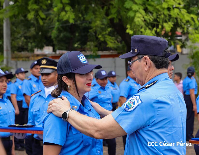 Ascensos-Policiales--(25)
