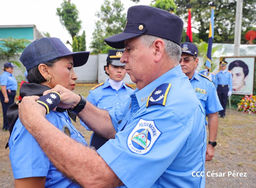 Ascensos-Policiales--(34)