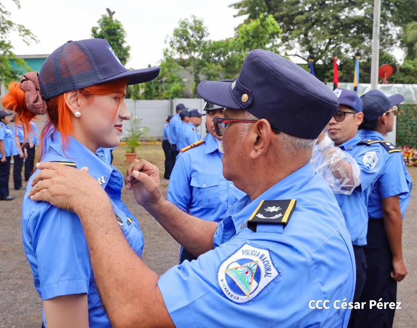 Ascensos-Policiales--(42)
