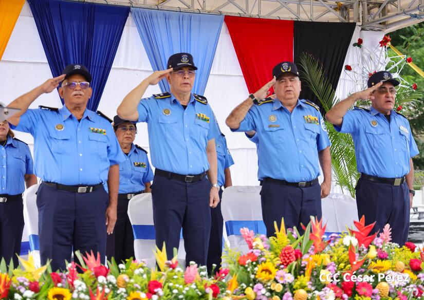 Ascensos-Policiales--(46)