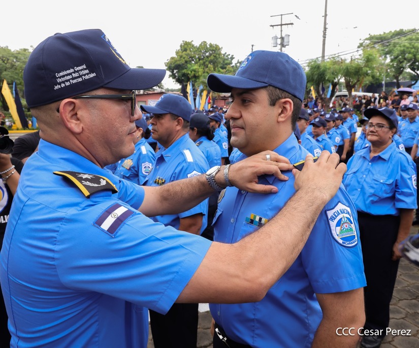 Ascensos-Policiales-17