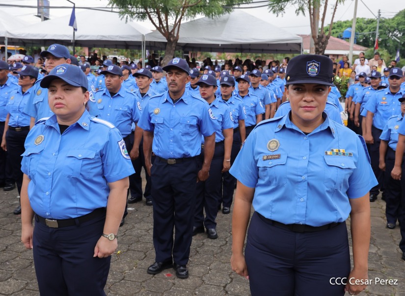 Ascensos-Policiales-4
