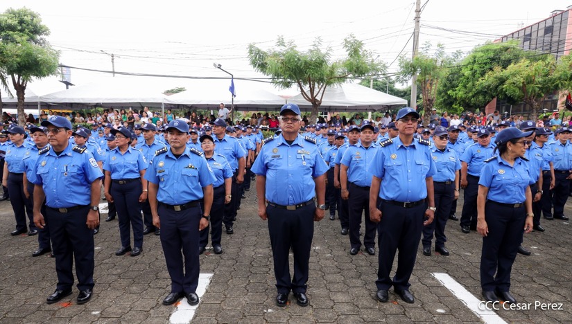 Ascensos-Policiales-49